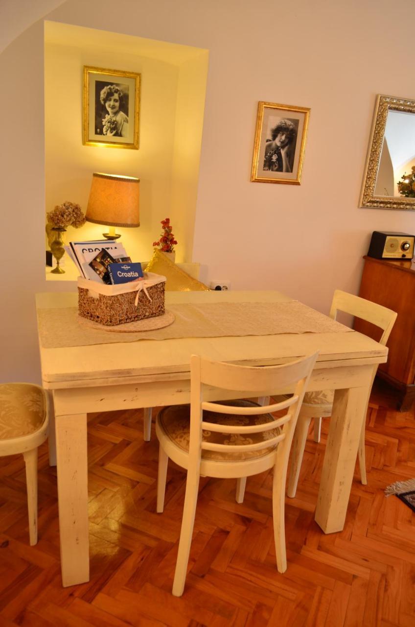 Baroque Apartment Загреб Екстериор снимка